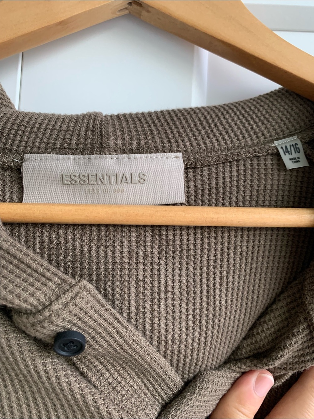Essentials Fear of God Hooded Waffle Knit Pullover - Taupe size 14/16 or L - Picture 4 of 8